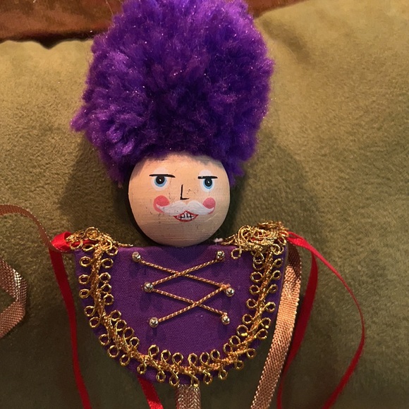 Bundle of 3 Vintage Christmas Ornaments-used SFH - Picture 7 of 10